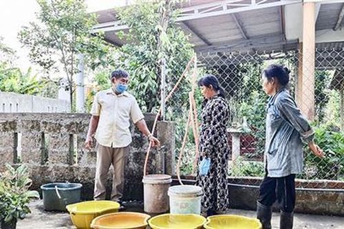 Gần 100 hộ dân xã Vĩnh Hòa thiếu nước sinh hoạt