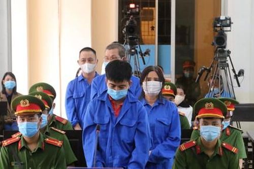 Nhóm tổ chức cho 47 người Trung Quốc xuất cảnh trái phép lãnh 28 năm tù