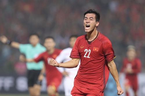 Tiến Linh xuất sắc ghi bàn, Việt Nam 1-0 Indonesia