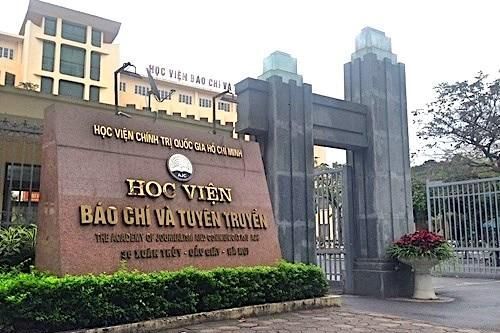 Ra quyết định thu học phí gây tranh cãi, HV Báo chí và Tuyên truyền lên tiếng