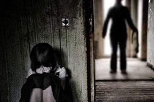 Truy tố nhóm người mua dâm nhiều thiếu nữ dưới 16 tuổi