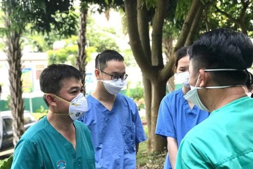 Chiến sĩ Công an mắc Covid-19 rất nặng phải chạy ECMO, 36 ca khác đang nguy kịch