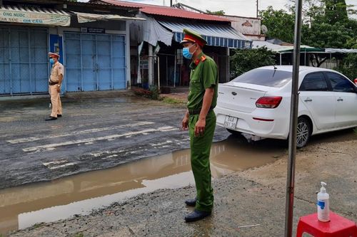 Vĩnh Long lập 9 chốt kiểm dịch Covid-19