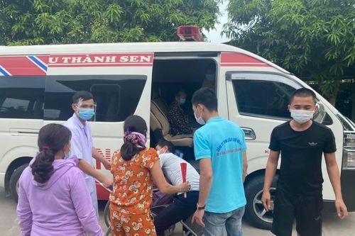 Những chuyến xe '0 đồng' chở bệnh nhân về quê giữa đại dịch Covid-19