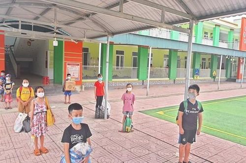 Hà Tĩnh: Cách ly 30 học sinh tiểu học là F1 của ca mắc Covid-19
