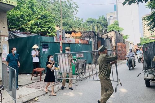 Hà Nội: Dỡ cách ly y tế tại 4 phường ở quận Đống Đa