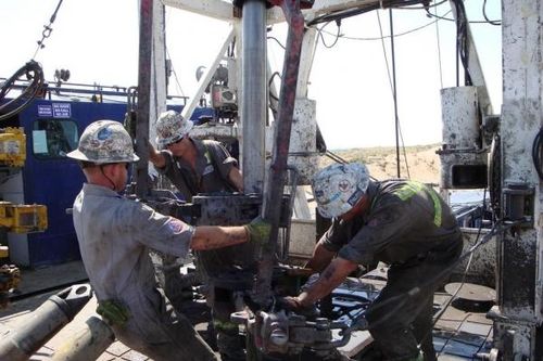 Mục đích sáp nhập KKR & Co.'s Independence Energy và Contango Oil & Gas là gì?