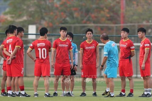 Vắng Quang Hải, đội tuyển Việt Nam có thể chờ đợi Hoàng Đức