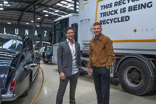 David Beckham trở thành cổ đông của một hãng phục chế xe sang