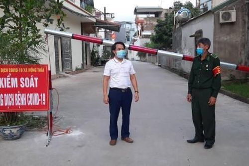 Bắc Giang yêu cầu 'nhà nhà cửa đóng then cài' tại nhiều huyện