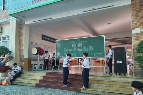 TP.HCM: Học sinh lớp 8 mắc COVID-19, giáo viên và 8 bạn tiếp xúc gần