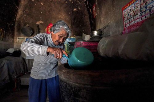 'Trung Quốc đang già đi trước khi giàu lên'