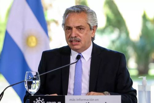 Tổng thống Argentina dính 'vạ miệng'