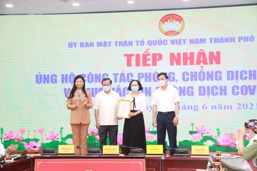 Hà Nội: Tiếp nhận hơn 20 tỷ đồng ủng hộ mua vắc-xin và phòng, chống dịch