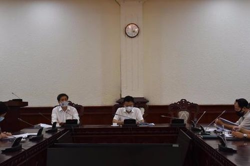 Nghiên cứu chỉ tiêu cụ thể trong xây dựng trường trọng điểm về đào tạo nhân lực pháp luật