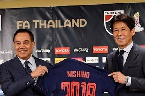 Sếp lớn hết kiên nhẫn, HLV Nishino đếm ngày rời tuyển Thái Lan?