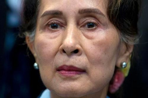 Bà Aung San Suu Kyi đối mặt thêm tội danh