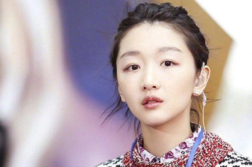 Châu Đông Vũ lên tiếng khi bị chê không đủ tầm làm giám khảo