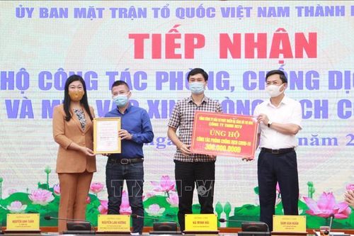 Người dân Thủ đô đồng lòng, chung tay đẩy lùi dịch COVID-19