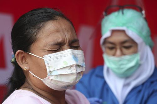 Châu Á hoan nghênh Mỹ chia sẻ vaccine giữa lo ngại vấn đề bảo quản lạnh
