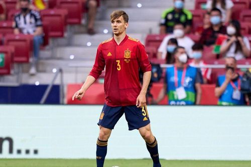 EURO 2020: Tây Ban Nha thở phào về trường hợp COVID-19 của hậu vệ Diego Llorente