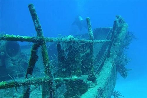 Tìm thấy 'bản sao' của tàu Titanic mất tích hơn 100 năm