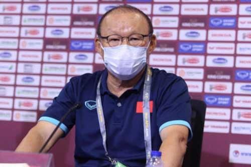 HLV Park Hang Seo: 'Việt Nam sẽ chơi lạnh lùng trước Malaysia'