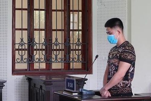 Lại vào tù vì 'ngựa quen đường cũ'
