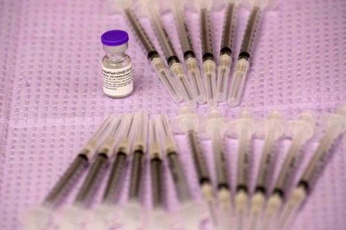 Mỹ sẽ tặng 500 triệu liều vaccine COVID-19 của Pfizer cho thế giới