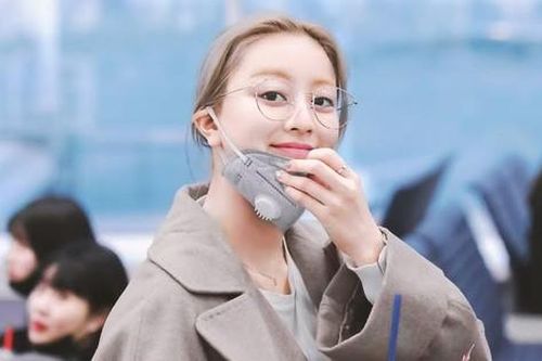 Jihyo (TWICE) từng gặp chuyện siêu xấu hổ chỉ vì thói quen để mặt mộc ra đường