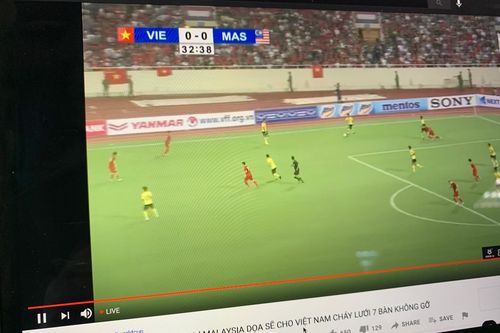 Hơn 10.000 người đang 'xem sớm' trận Việt Nam - Malaysia