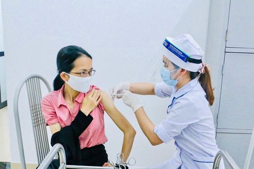 Hà Nội triển khai tiêm vaccine phòng Covid-19 theo đúng lộ trình