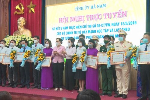 Hà Nam tiếp tục đẩy mạnh thực hiện Chỉ thị 05 gắn với các phong trào thi đua yêu nước