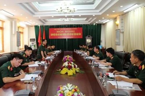 Đoàn công tác Cục Nhà trường làm việc với Học viện Hậu cần