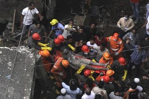 Ấn Độ: Sập nhà ở Mumbai, nhiều trẻ em thiệt mạng