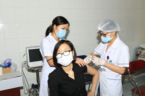 Trên 2.000 công nhân ở Hà Nam đã được tiêm vắc xin phòng Covid-19