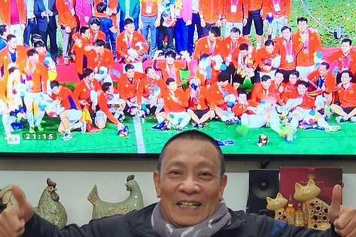 MC Lại Văn Sâm: 'HLV Tan Cheng Hoe, bắt bài thầy Park không đơn giản đâu'