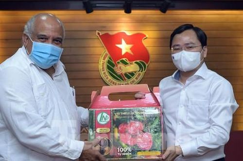 Bí thư thứ nhất T.Ư Đoàn tiếp tân Đại sứ đặc mệnh toàn quyền Cuba tại Việt Nam