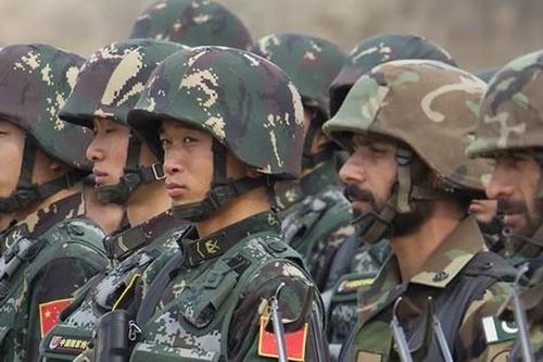 Ấn Độ đặt Ladakh vào tình trạng báo động cao khi Trung Quốc, Pakistan tập trận chung