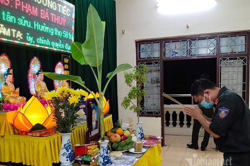 Chiến sĩ CSCĐ không về chịu tang bố vì nhiệm vụ chống dịch Covid-19