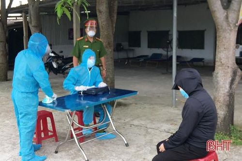 Công an TP Hà Tĩnh xử lý 2 trường hợp trốn chốt phong tỏa