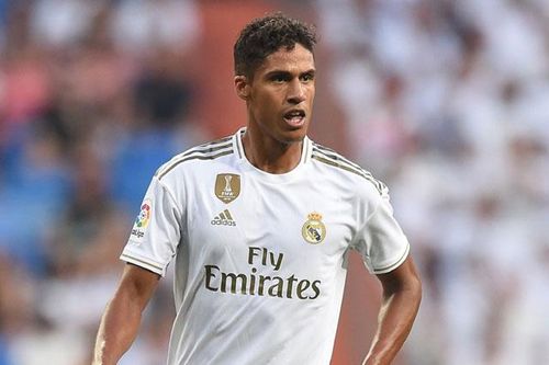 MU 'tung đòn quyết định', tiến gần tới việc giành chữ ký của Varane