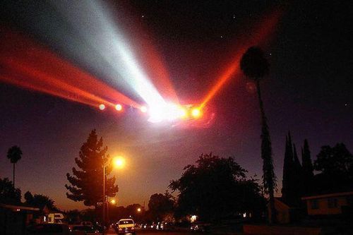 Anh đã săn lùng UFO, nghiên cứu người ngoài hành tinh từ 50 năm trước