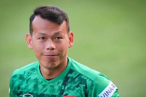 'Tấn Trường hay mắc sai lầm và kém may mắn mỗi khi đối đầu Malaysia'
