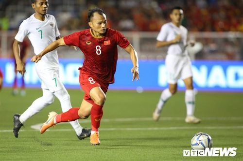 Dự đoán đội hình tuyển Việt Nam vs Malaysia: Trọng Hoàng thay Quang Hải