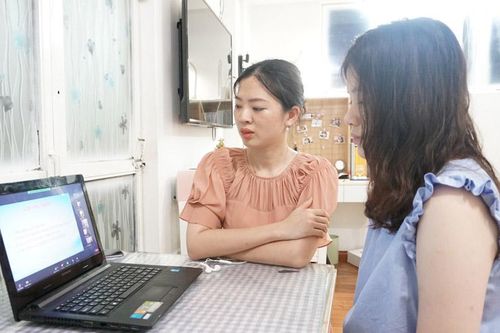 Lần đầu tiên thí sinh thi vào lớp 10 ở Hà Nội làm thủ tục dự thi trực tuyến