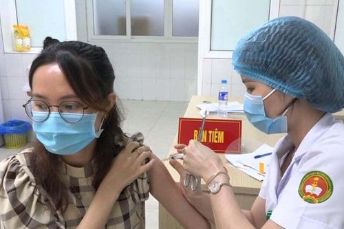 Bộ Y tế phê duyệt thử nghiệm giai đoạn 3 vaccine COVID-19 Nanocovax