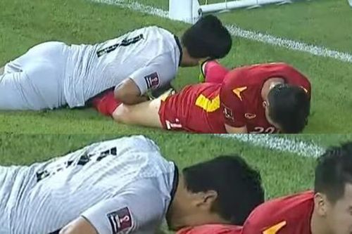 Khoảnh khắc hài hước của trận bóng: Thủ môn Malaysia úp mặt vào 'vòng 3' của Tiến Linh