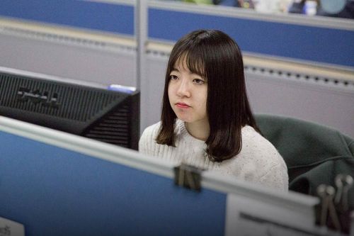 Cuộc chiến khốc liệt của thực tập sinh tại Trung Quốc