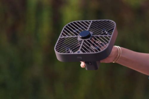 Drone 'tuần tra' trong nhà giúp phát hiện trộm, báo cháy